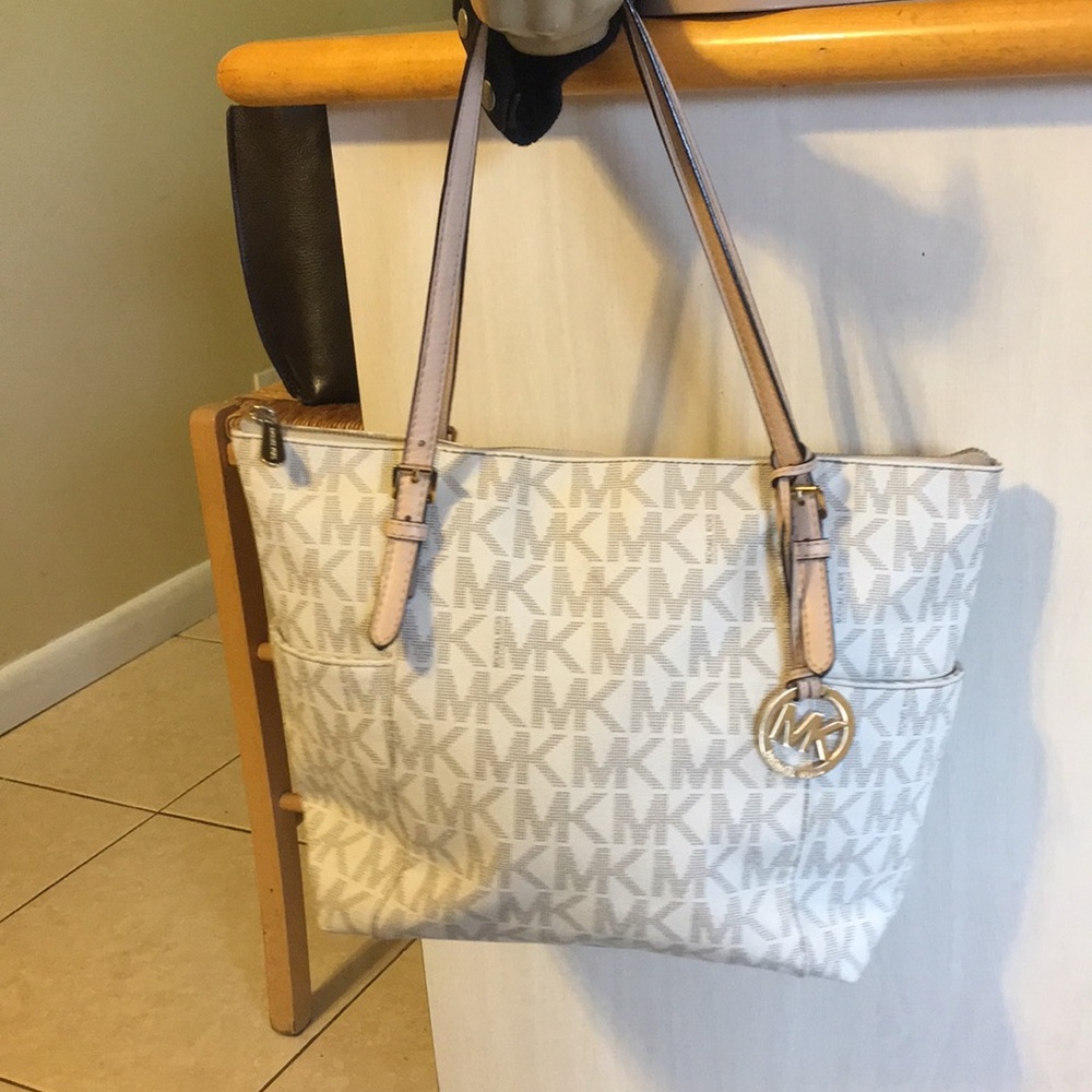 Michael Kors tote